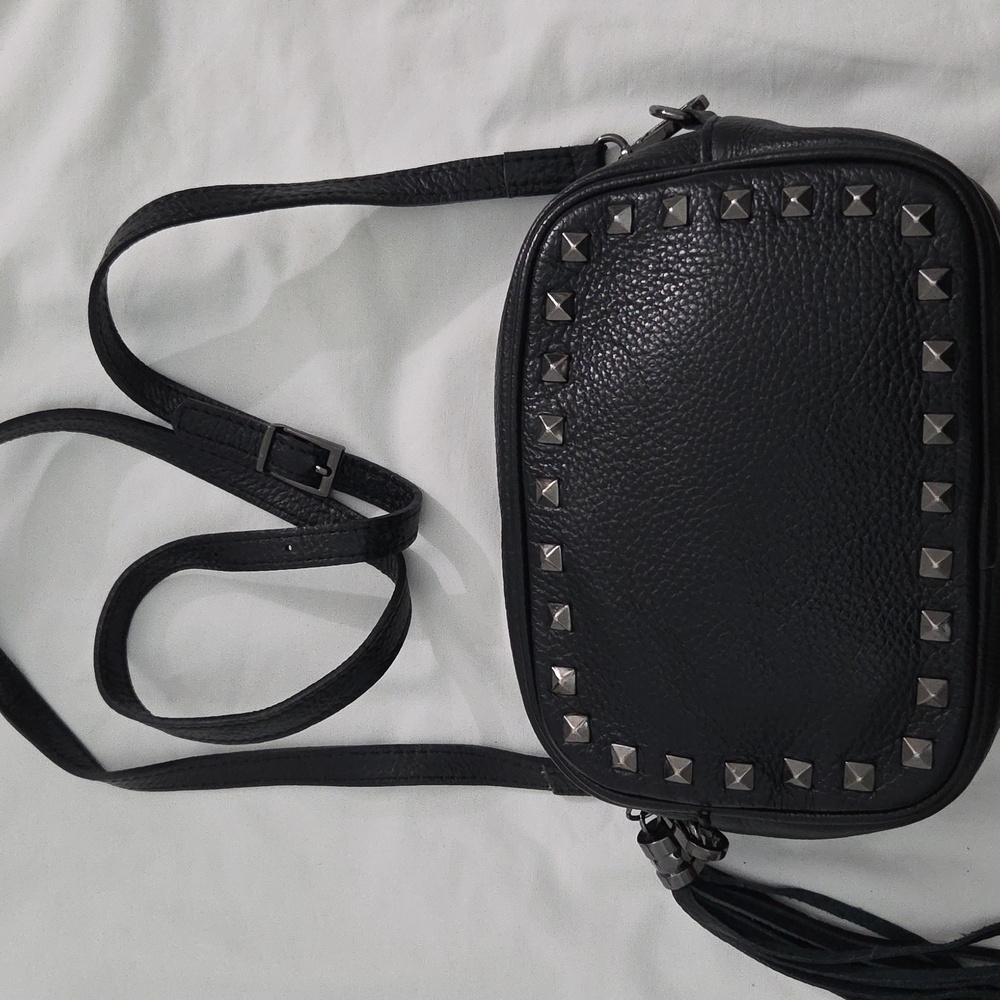 VERA PELLE, Black Studded Crossbody Bag🧿